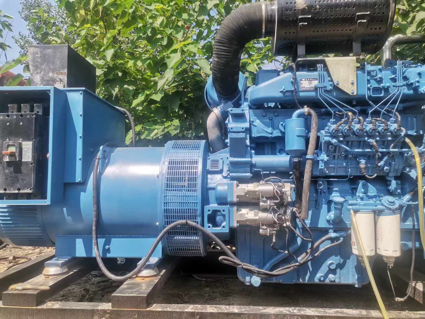 陈仓详细说明降低 800kW 柴油发电机输出电流波动的方法