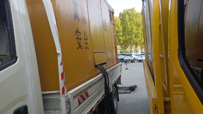 陈仓如何判断柴油发电机组和UPS电源的切换时间是否符合要求？